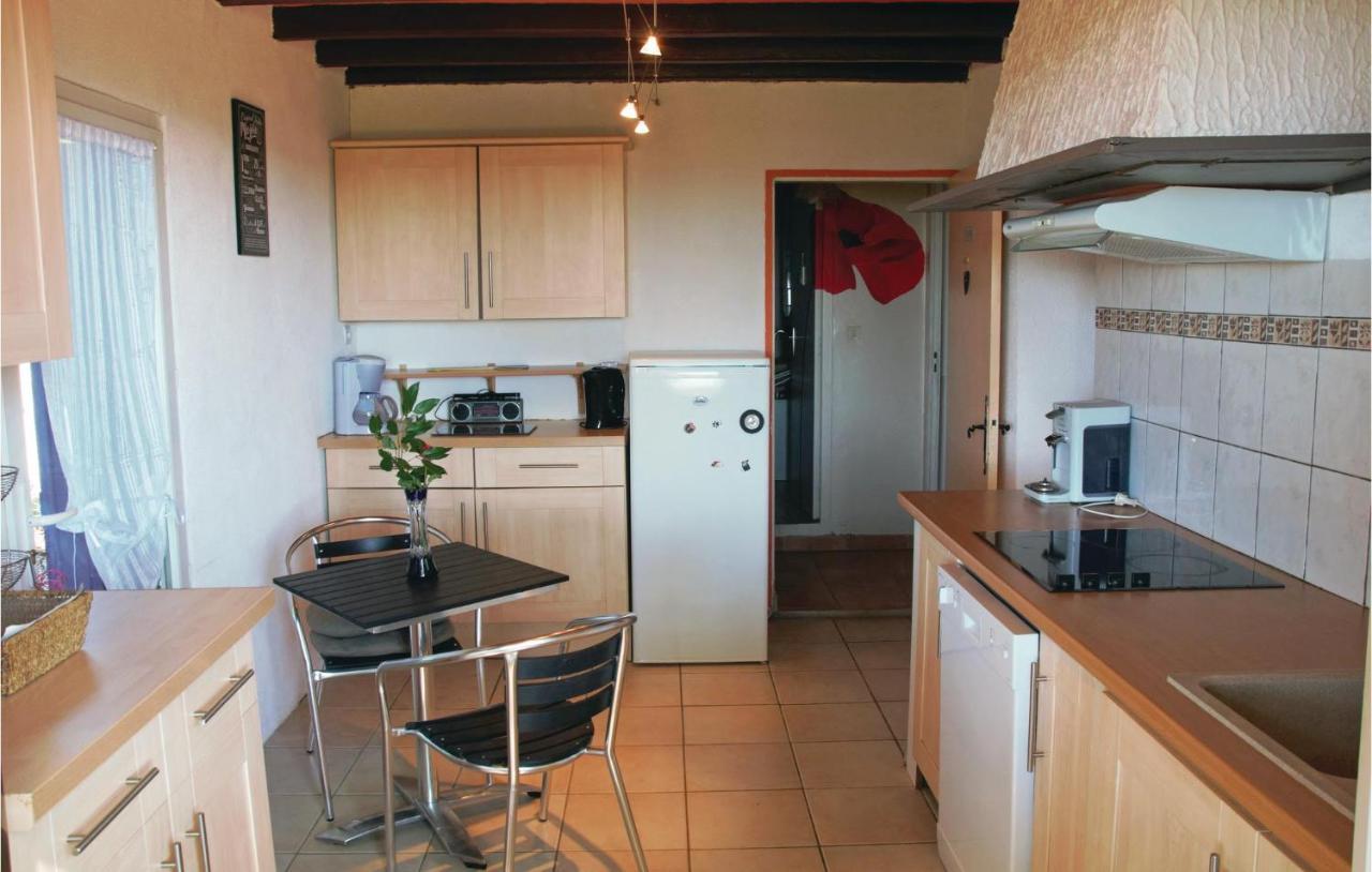 Gorgeous Home In Lavardac With Kitchen Kültér fotó